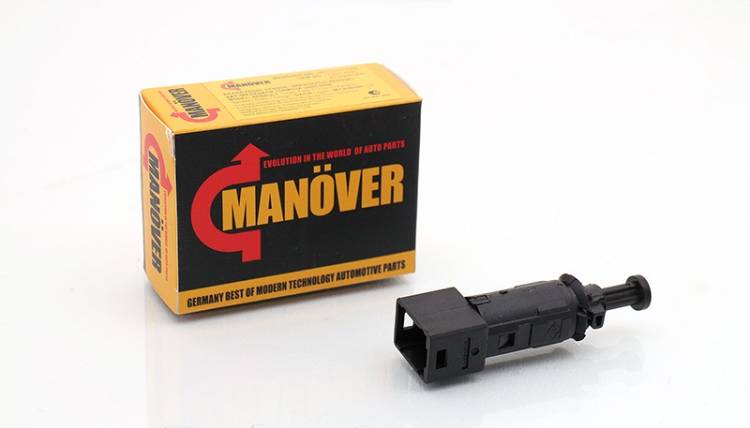 Датчик включения стоп сигнала Renault Logan Sandero до 2009 г.