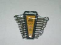 Набор ключей комбинированных - 10 пр. (7,8,10,12,13,14,15,17,19,22) (Сервис Ключ) (5/10) Набор ключей комбинированных - 10 пр. (7,8,10,12,13,14,15,17,19,22) (Сервис Ключ) (5/10)